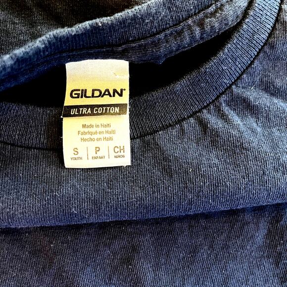 Gildan Keystone Colorado Navy Blue bear mountain Tshirt Boys Youth small NEW - Picture 2 of 3